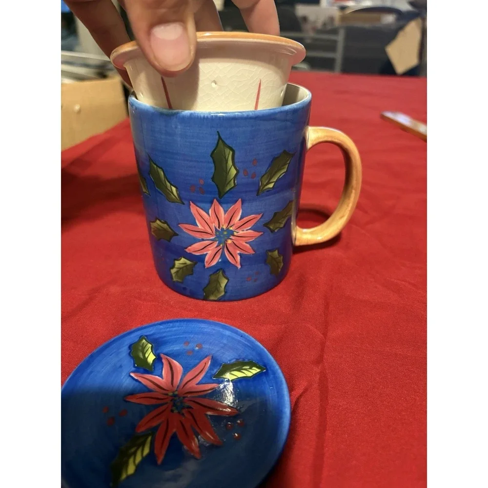 Barnes & Noble Poinsettia Tea Infuser Mug 3pc Set Cup Lid NWOB Christmas Blue